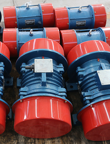 臥式振動機電實景